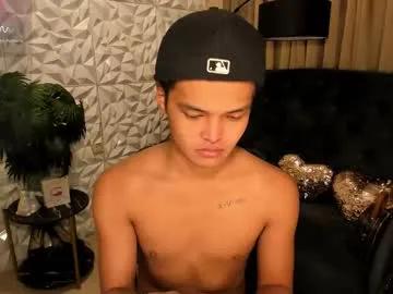 asianhugescott on Chaturbate