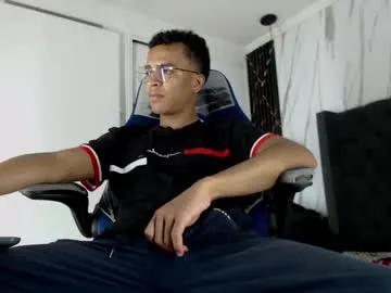 aston_vera on Chaturbate