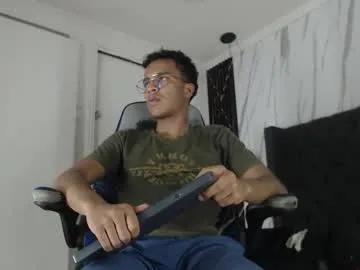 aston_vera on Chaturbate