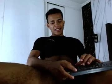 aston_vera on Chaturbate