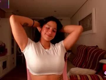 bella_pocahontas3 on Chaturbate
