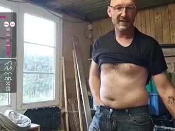 bi_french69 on Chaturbate