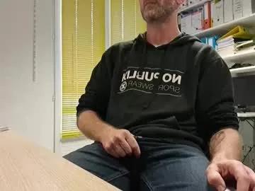 bi_french69 on Chaturbate