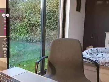 bi_french69 on Chaturbate