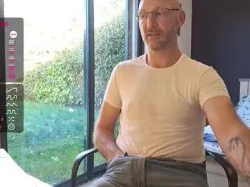 bi_french69 on Chaturbate