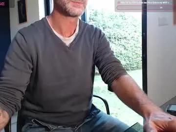 bi_french69 on Chaturbate