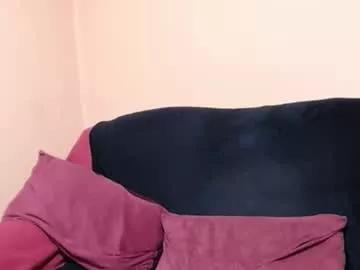 bigpussylipskiss on Chaturbate