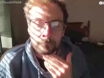 boysetsfire34 on Chaturbate