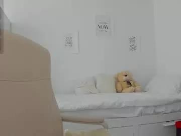 bubbledoll7 on Chaturbate