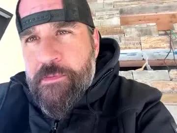 captnblackbeard on Chaturbate