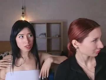 caressyourself on Chaturbate