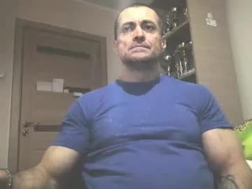 carin_the_body on Chaturbate