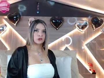 carlotta_ricci on Chaturbate