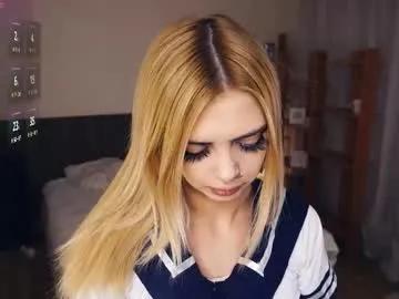 carolynnfernandez on Chaturbate