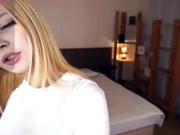 carolynnfernandez on Chaturbate