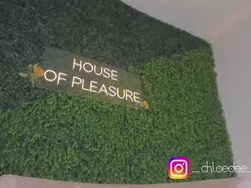 chloe_dee_ on Chaturbate