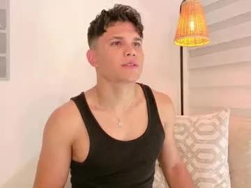 chris_argent on Chaturbate