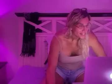 christinabruce on Chaturbate