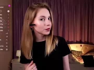 constanceglascov on Chaturbate 