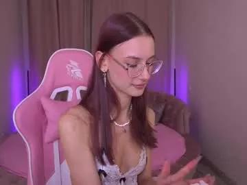 cozymell on Chaturbate