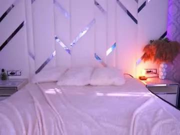 curlycandyxx on Chaturbate