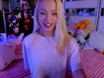 Freechat cuttie_ponyy on Chaturbate