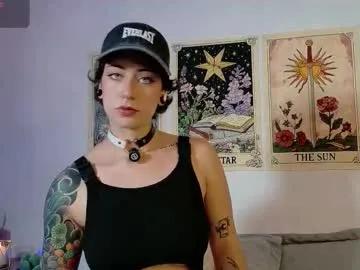 dan_universe on Chaturbate