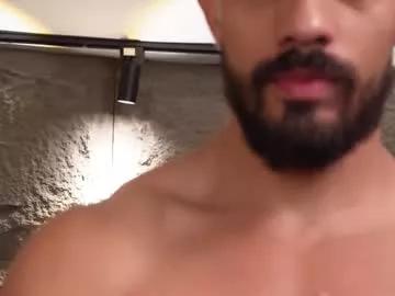 dann_saenz on Chaturbate