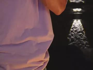 dann_saenz on Chaturbate