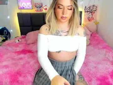 dannia_13 on Chaturbate