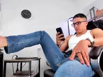 dash_bukoski on Chaturbate