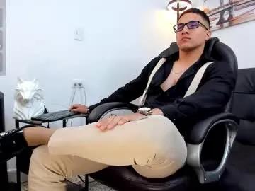 dash_bukoski on Chaturbate