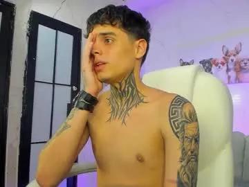 Freechat declan_fox on Chaturbate