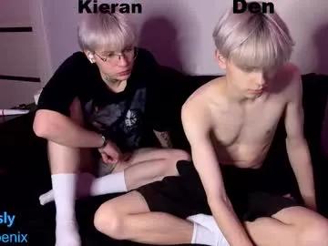 Freechat den_phoenix_ on Chaturbate