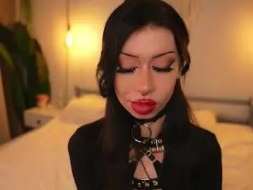 devilss_toy on Chaturbate