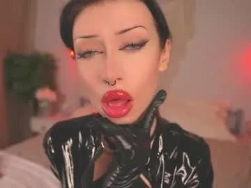 devilss_toy on Chaturbate