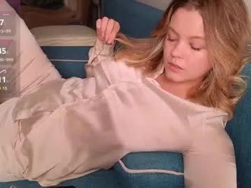 dianaholiday on Chaturbate