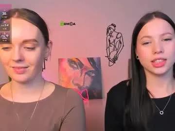 dora_di1 on Chaturbate