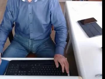 dutchpornking2 on Chaturbate