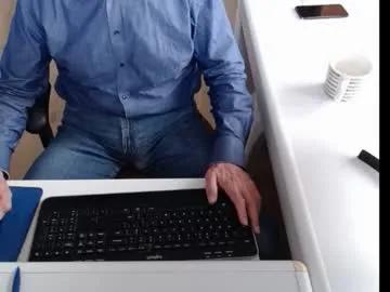 dutchpornking2 on Chaturbate