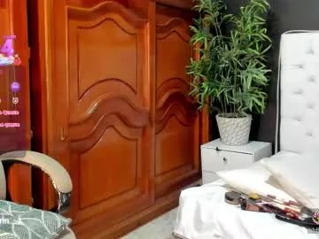 Freechat ebony_katterin on Chaturbate