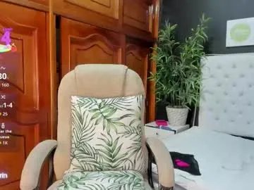 Freechat ebony_katterin on Chaturbate