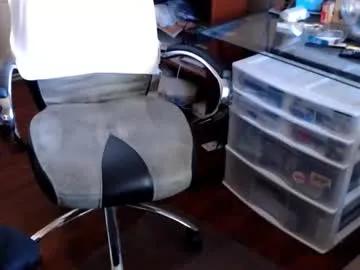 edginginedmonton on Chaturbate