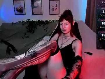 effie_mirel on Chaturbate