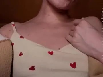 Freechat emiliyafox on Chaturbate