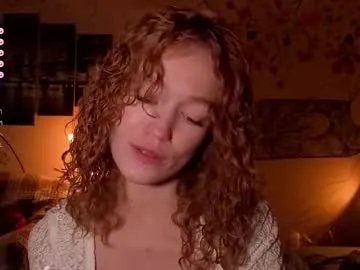 Freechat emiliyafox on Chaturbate