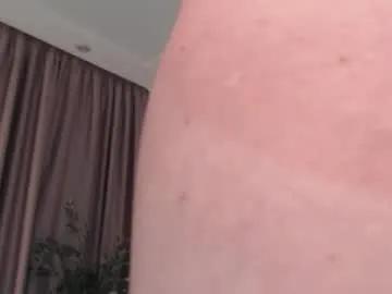 emilly_angel on Chaturbate