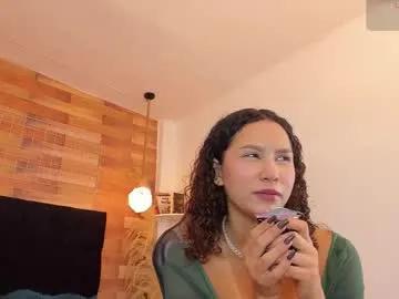 emily_brown04 on Chaturbate