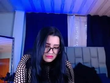 emilyy05_ from Chaturbate