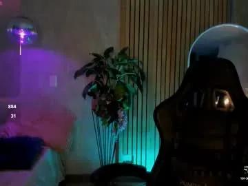 emma_____________ on Chaturbate